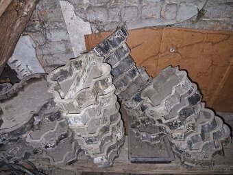 Formy na zamkovu dlazbu