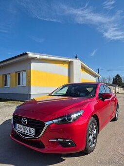 Mazda 3 hatchback 2.0 benzín