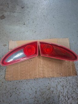 Seat leon 2 predfacelift,,zadne kufrove svetla