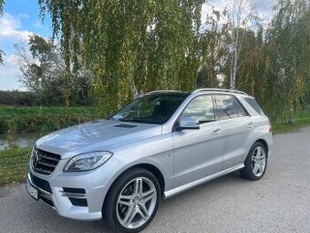 Mercedes-Benz ML500