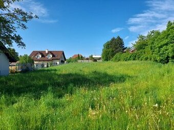 Pozemok Pereš, 1823m2 s možnosťou rozdelenia na 3 p
