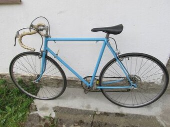Predám starý bicykel Favorit č.2
