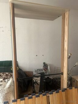 Posteľ