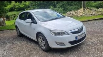 Opel Astra 1.7 CDTI 92KW 2010