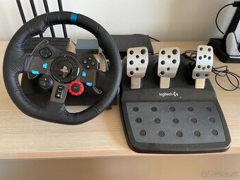 Predám herný volant Logitech G29 + pedále – ako nový
