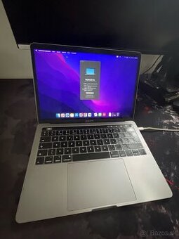 MacBook Pro 13” (2017, Touch Bar, Silver)