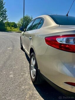 Renault Fluence 1.6 benzín K4M STK/EK 11/2026 214 000 KM