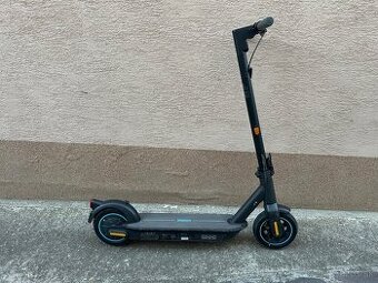Elektrická kolobežka Ninebot