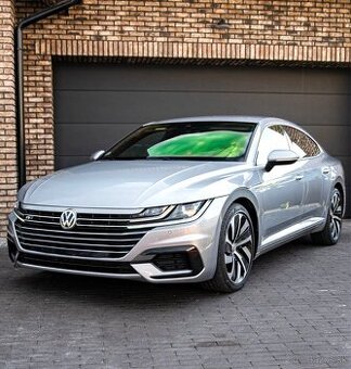 VW ARTEON R-Line 2019 DSG MATRIX CARPLAY - aj na splátky
