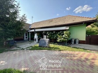 Na predaj 3-izbový rodinný dom s garážou v obci Bánov