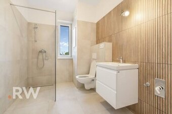 BÝVAJTE IHNEĎ - 1 izb. BYT s balkónom - 41,27 m2 - REZIDENCI
