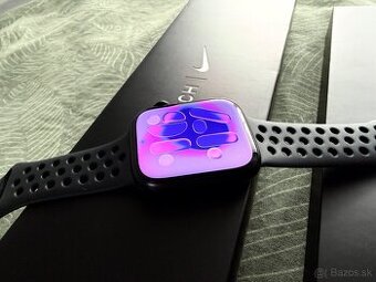 Apple watch series 7 45mm Nike edition