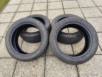 Predám zimné pneumatiky 235/55R19