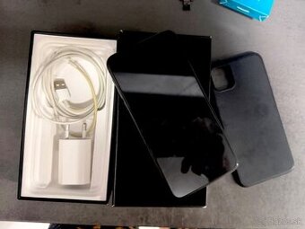 Predám IPhone 11 Pro Max, 256 GB