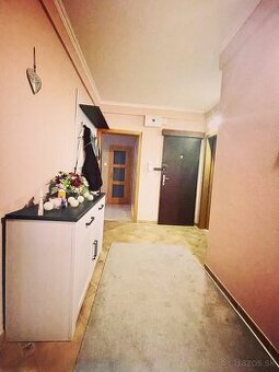 Prenájom 2,5 izbového útulného mestského bytu s balkónom