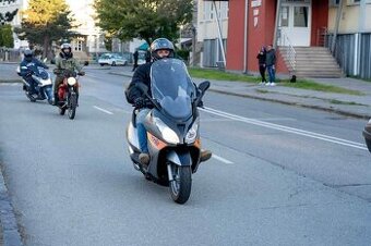 Aprilia atlantic 250cc