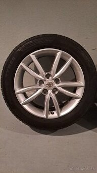Predám originálne 17" disky Toyota + zimné pneu