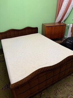 Manželská posteľ + matrac