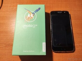 -13-  Mobilný telefón Motorola moto g5s Plus