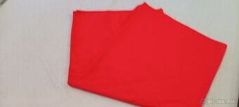 Obrus červený 138 x 70 cm