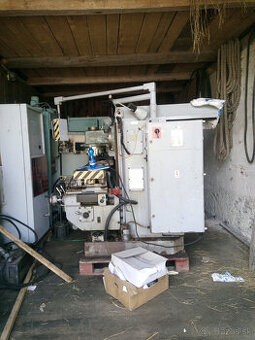 frézka konzolová PL, typ FWD 32