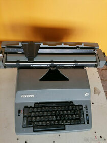 Predám elektricky písací stroj JATRAŇ ( ruština ). - 1