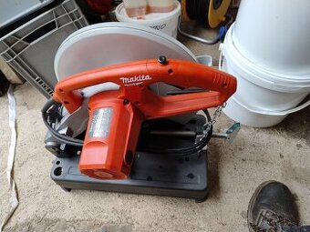 Rozbrusovačka Makita M2401