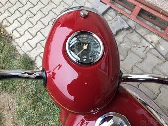 Jawa ČZ 150 352