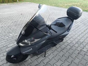 Keeway Silverblade maxiskúter 125cm