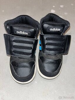 Botasky adidas 25
