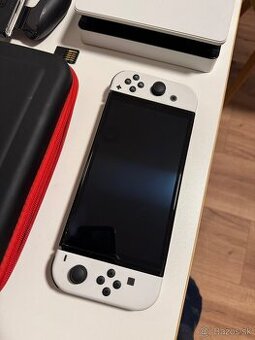Predám Nintendo Switch oled