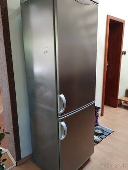 Chladnička s mrazničkou