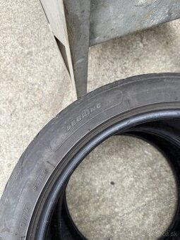 Predám Sebring 235/45 r18 98Y