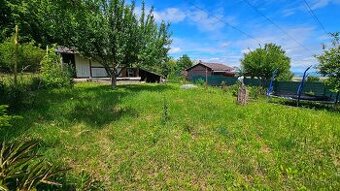 Záhrada s chatkou, elektrinou a vodou, Ľudvíkov dvor KE-Šaca