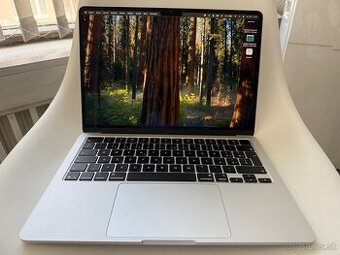 Apple MacBook Air M4 16GB RAM / 256 SSD - ako nový