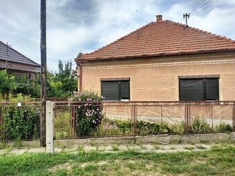 4 izbový rodinný dom/Bátorové Kosihy/