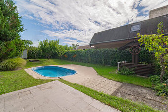 3D Obhliadka Veľký RD s bazénom priamo v Nových Zámkoch