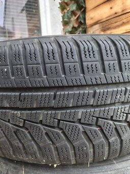 205/50 R17.