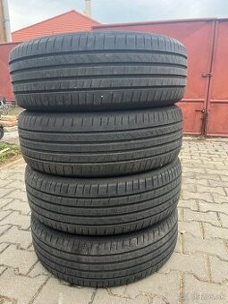 225/60R17