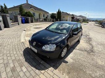 Volkswagen Golf 5 1.4 benzin - 1