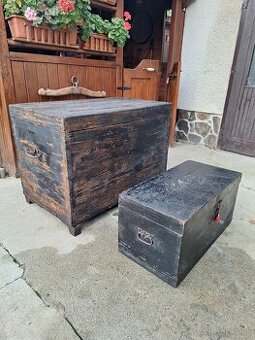Staré drevenné truhlice