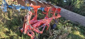 Otočný pluh Kuhn rezervované