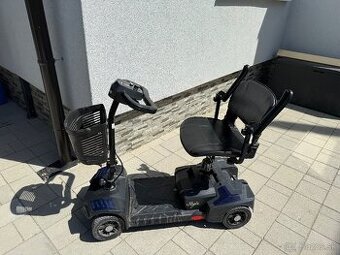 Elektricky invalidný vozik