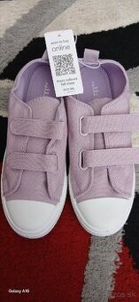 Fialové tenisky 36