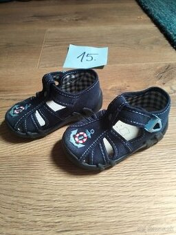 Detské sandálky značky Baťa č. 20