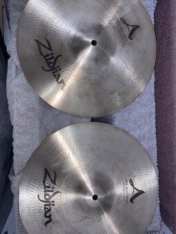 Zildjian A New Beat hi hat