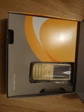 Nokia 6700 gold
