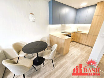 Na prenájom 2 izbový byt s lodžiou a park. miestom, Trenčín,