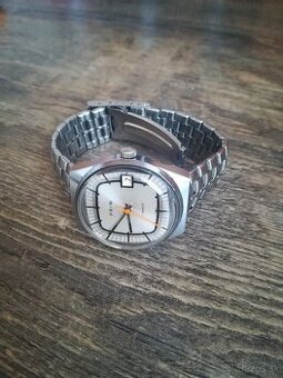 Náramkové hodinky Prím Televízia Top