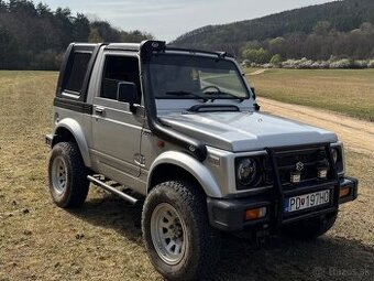 Suzuki Samurai